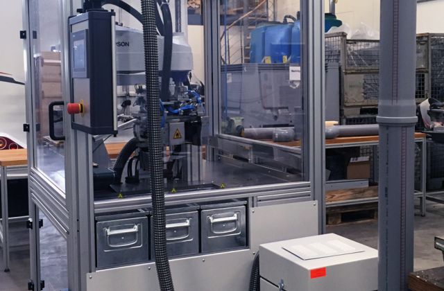 NAST Automation Roboterzelle EPSON Scara NAST Automation Roboterzelle EPSON Scara